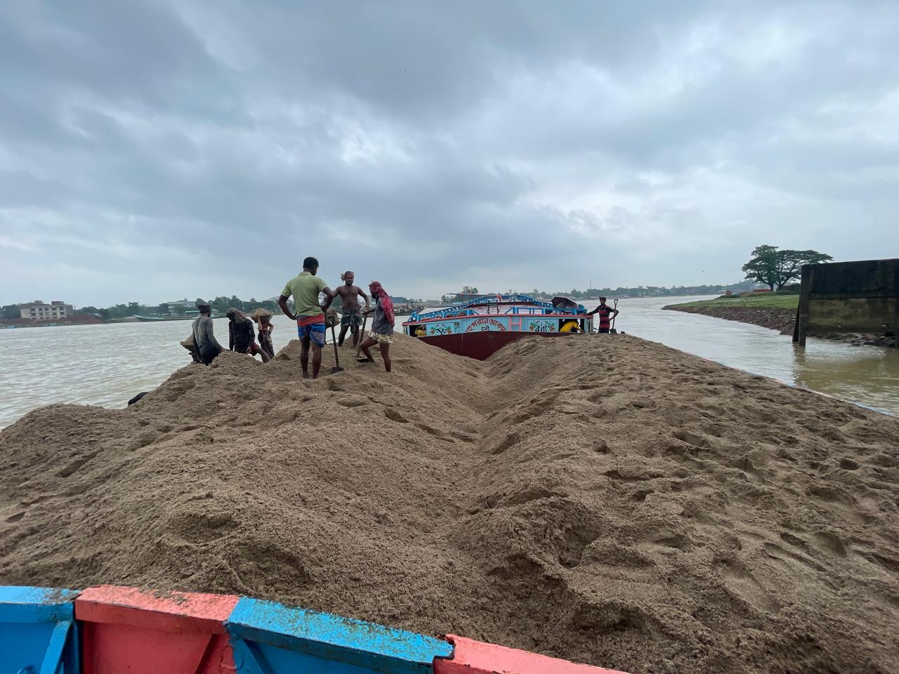 Bulk Sylhet Sand Supply to Jashore & Noapara