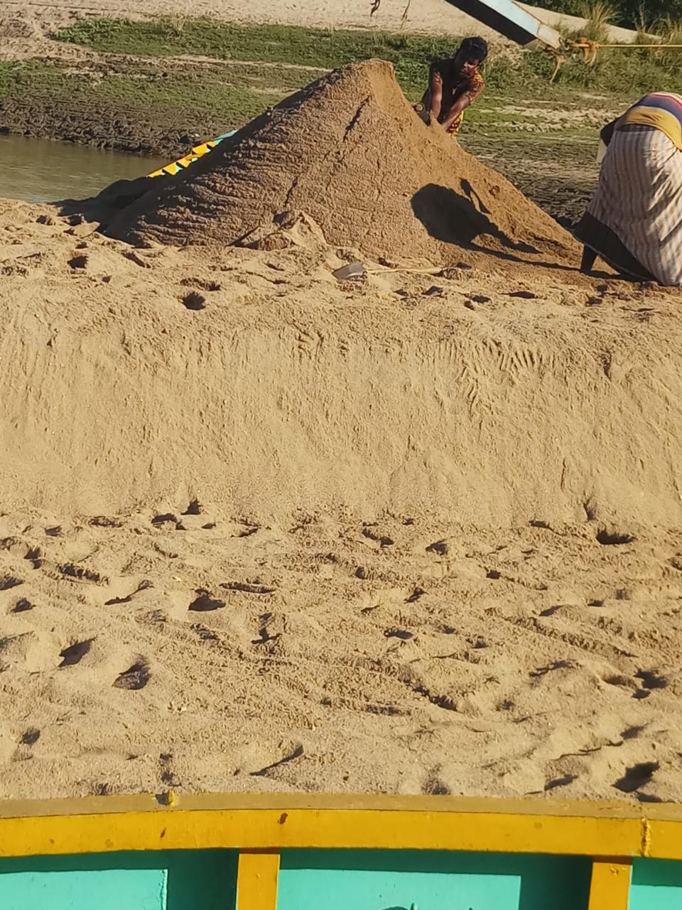 Sylhet Sand vs Local Sand: What Builders Should Know