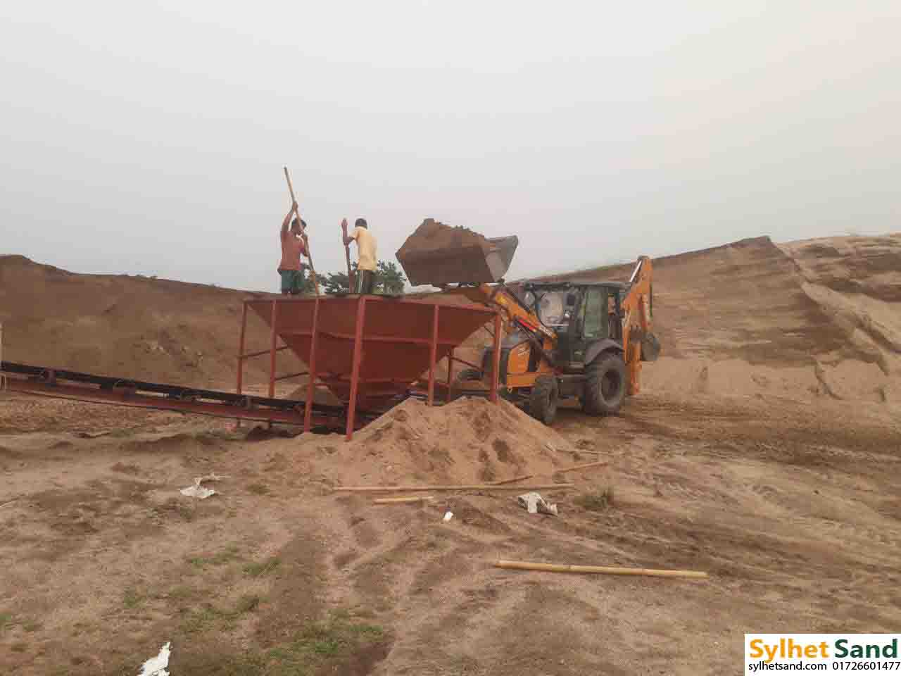 Premium washed Sylhet sand being loaded for delivery